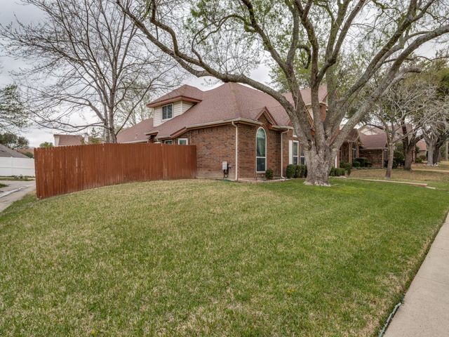 1317 Chestnut Drive, Rowlett, TX 75089