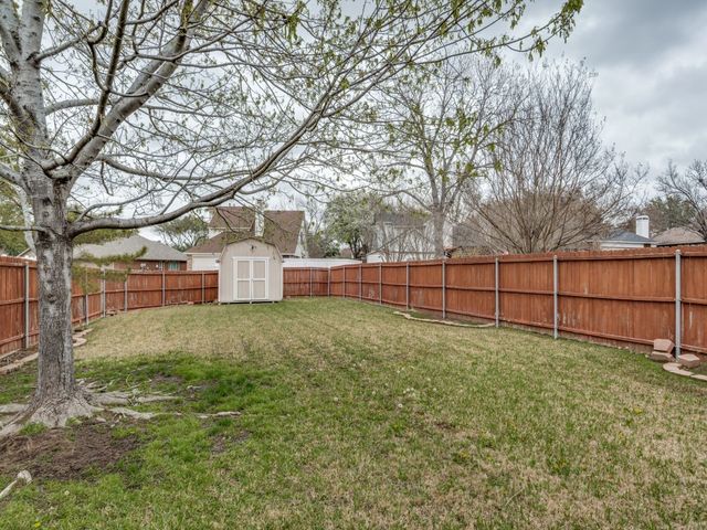 1317 Chestnut Drive, Rowlett, TX 75089