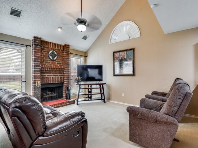 1317 Chestnut Drive, Rowlett, TX 75089