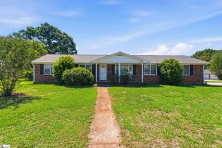 2 Elkhorn Drive, Greenville, SC 29617