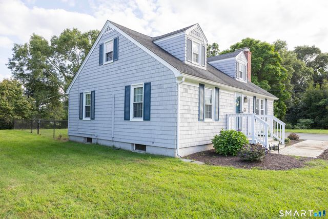 17 Buckingham Road, Mansfield, CT 06250