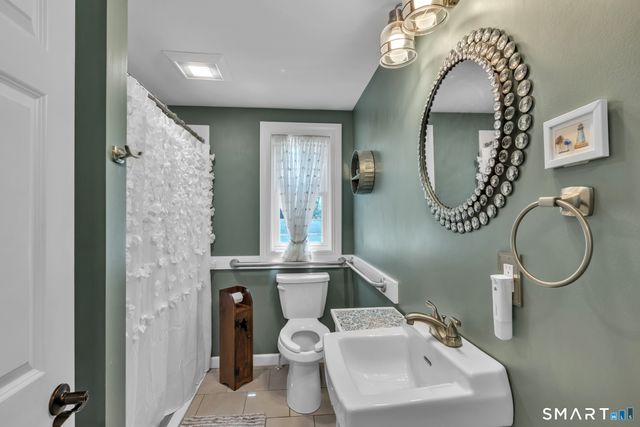 17 Buckingham Road, Mansfield, CT 06250