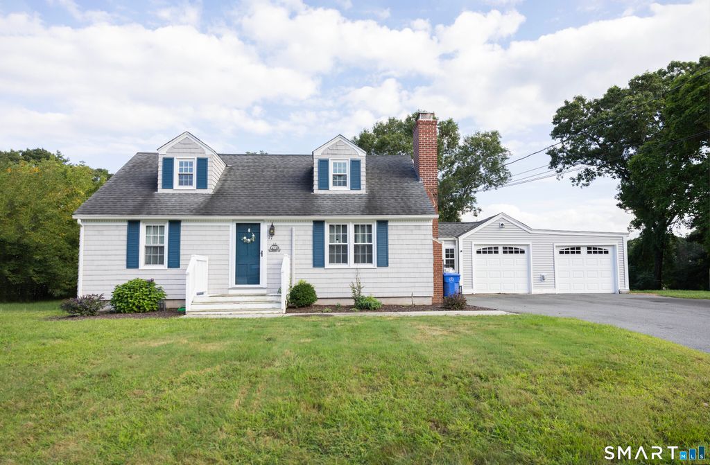 17 Buckingham Road, Mansfield, CT 06250