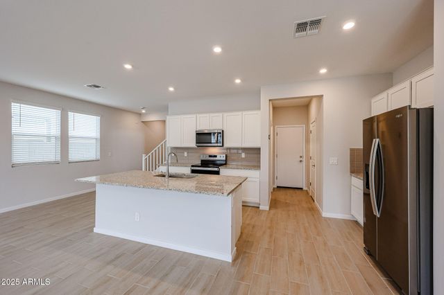 17361 W JESSIE Lane, Surprise, AZ 85387