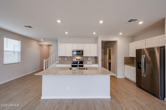 17361 W JESSIE Lane, Surprise, AZ 85387