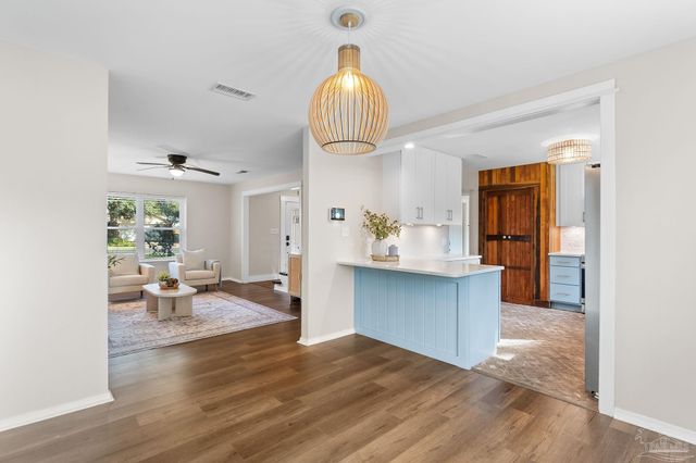 2709 Sunrunner Ln, Gulf Breeze, FL 32563