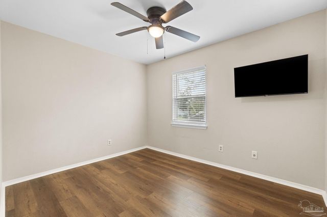 2709 Sunrunner Ln, Gulf Breeze, FL 32563