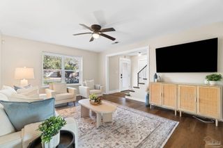 2709 Sunrunner Ln, Gulf Breeze, FL 32563