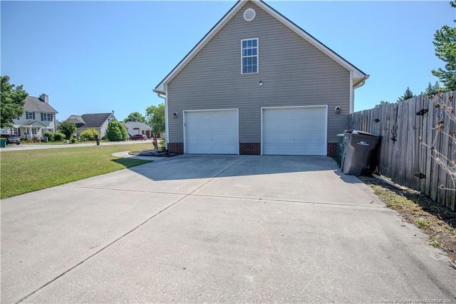 5323 Ahoskie Drive, Hope Mills, NC 28348