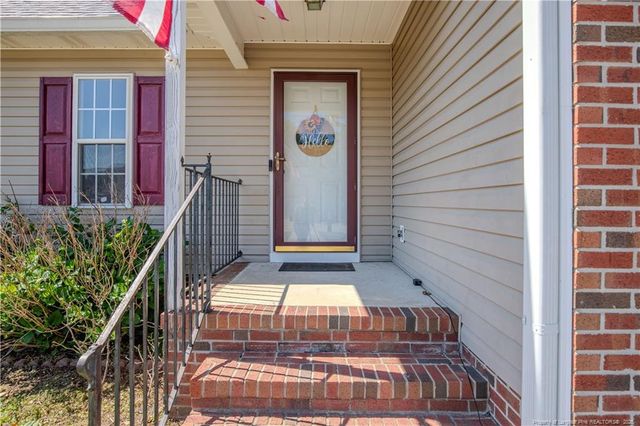 5323 Ahoskie Drive, Hope Mills, NC 28348