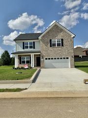1017 Amber Hills Drive, Ashland City, TN 37015