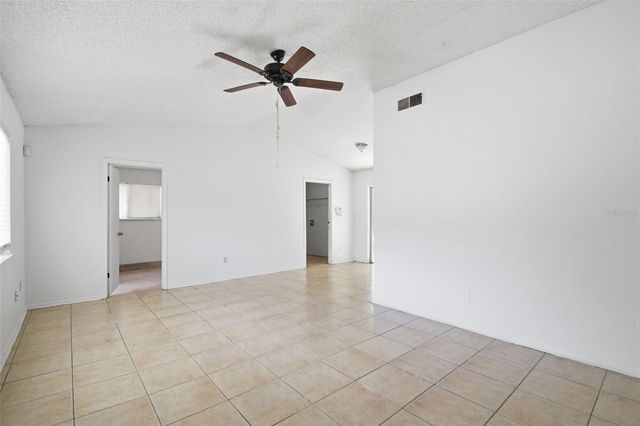 8412 RENALD BOULEVARD, Tampa, FL 33637