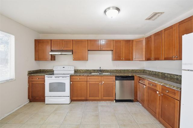 8412 RENALD BOULEVARD, Tampa, FL 33637