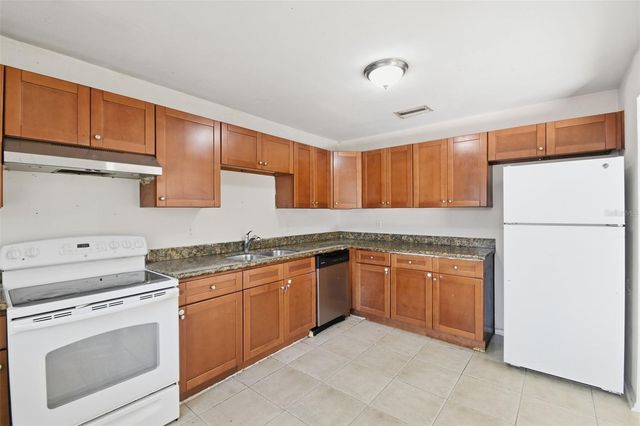 8412 RENALD BOULEVARD, Tampa, FL 33637