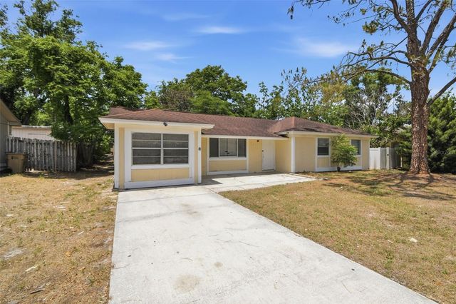 8412 RENALD BOULEVARD, Tampa, FL 33637