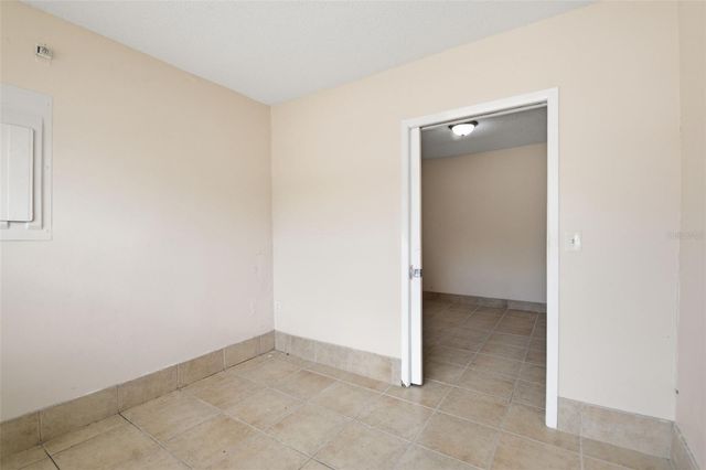8412 RENALD BOULEVARD, Tampa, FL 33637