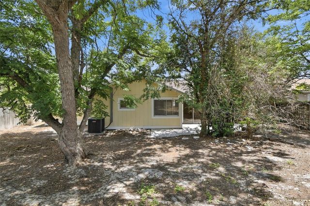 8412 RENALD BOULEVARD, Tampa, FL 33637