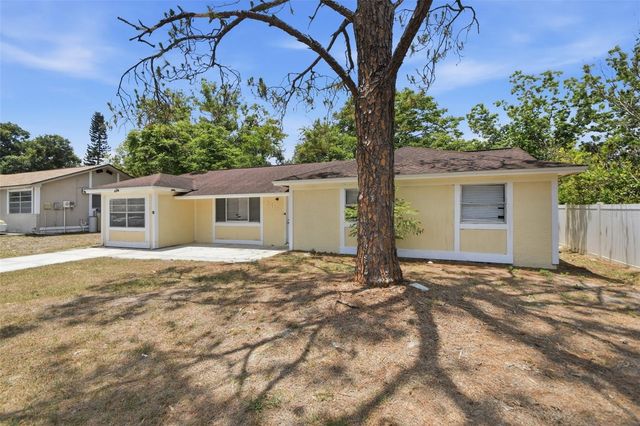 8412 RENALD BOULEVARD, Tampa, FL 33637