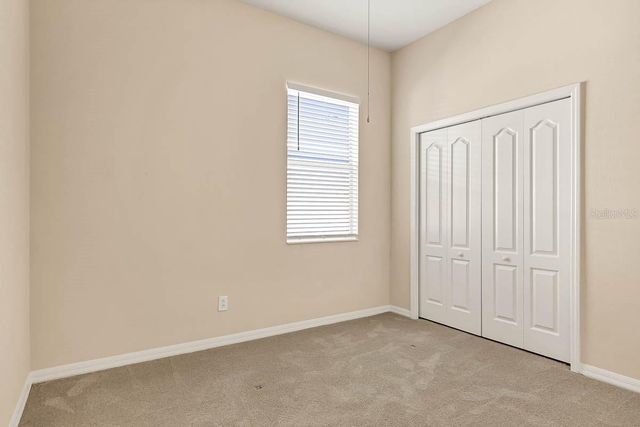 16326 BRIDGELAWN AVENUE, Lithia, FL 33547