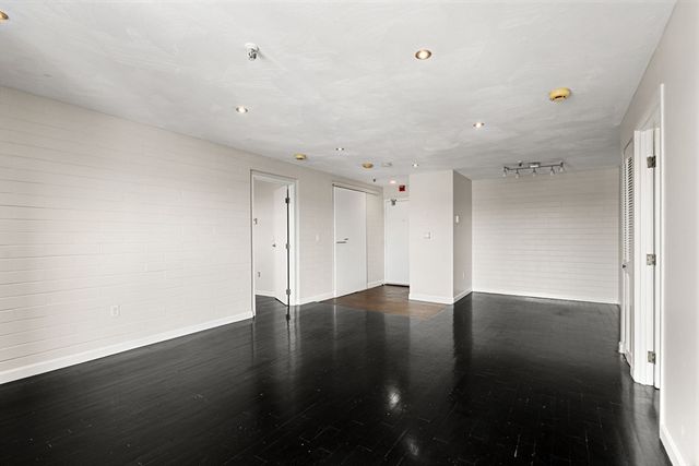 115 W Squantum St 811, Quincy, MA 02171