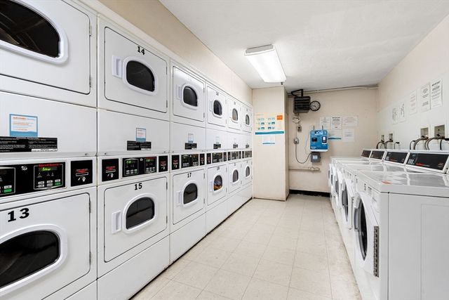 115 W Squantum St 811, Quincy, MA 02171