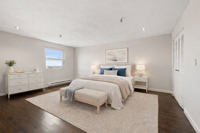 115 W Squantum St 811, Quincy, MA 02171