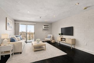 115 W Squantum St 811, Quincy, MA 02171