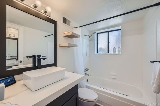 4600 Dillon Street, Denver, CO 80239