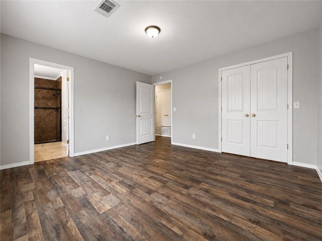 202 Meadow Place, Clarksville, AR 72830
