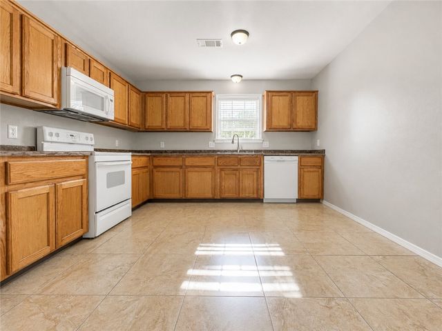 202 Meadow Place, Clarksville, AR 72830