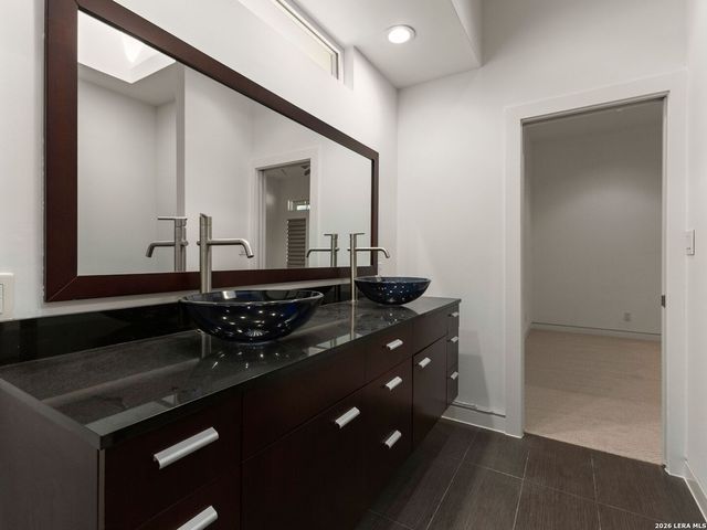 3 Whitechurch Lane, San Antonio, TX 78257