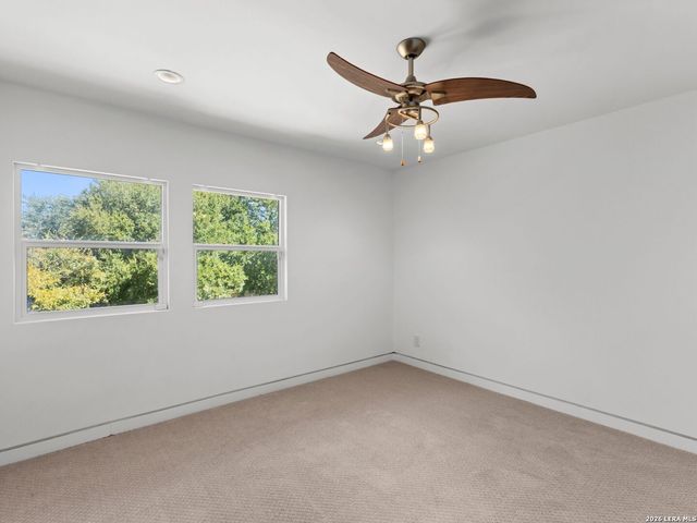 3 Whitechurch Lane, San Antonio, TX 78257