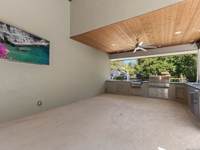 3 Whitechurch Lane, San Antonio, TX 78257