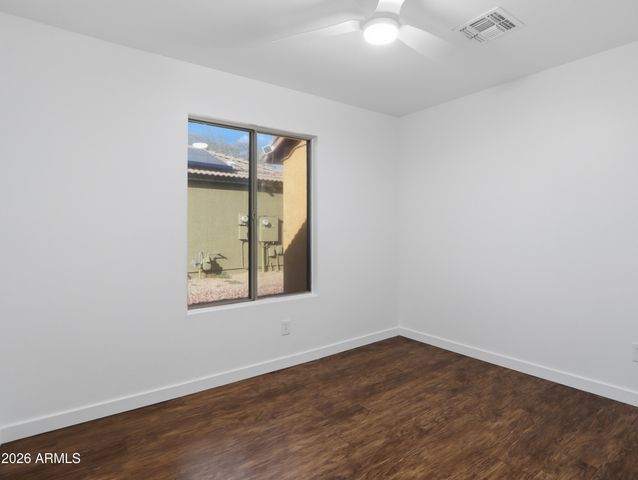 16940 N BRIARWOOD Drive, Surprise, AZ 85378