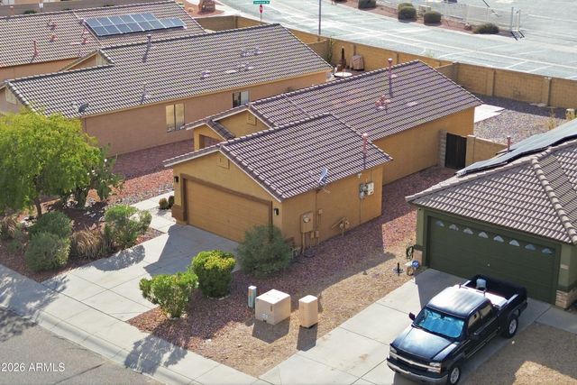 16940 N BRIARWOOD Drive, Surprise, AZ 85378