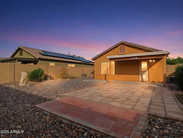 16940 N BRIARWOOD Drive, Surprise, AZ 85378