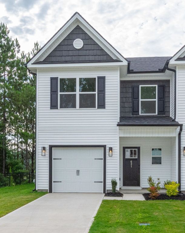 621 Farcroft Trail, Roebuck, SC 29376