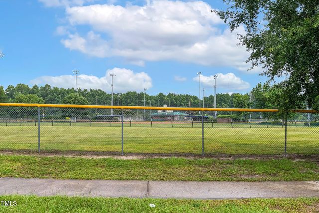 553 Sturgeon Street, Smithfield, NC 27577