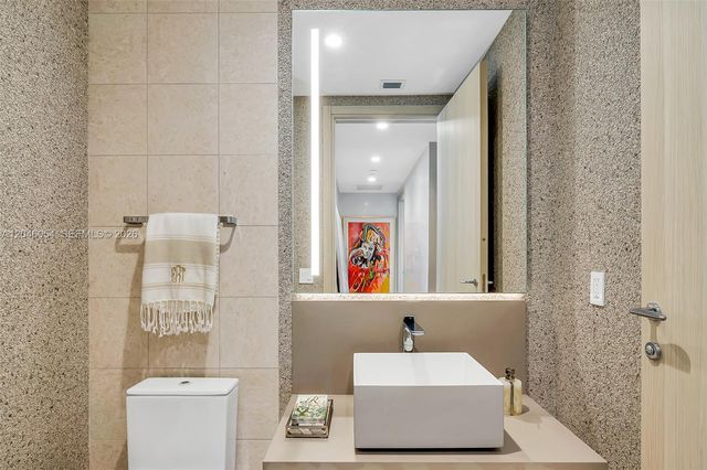 1000 Brickell Plaza PH5807, Miami, FL 33131