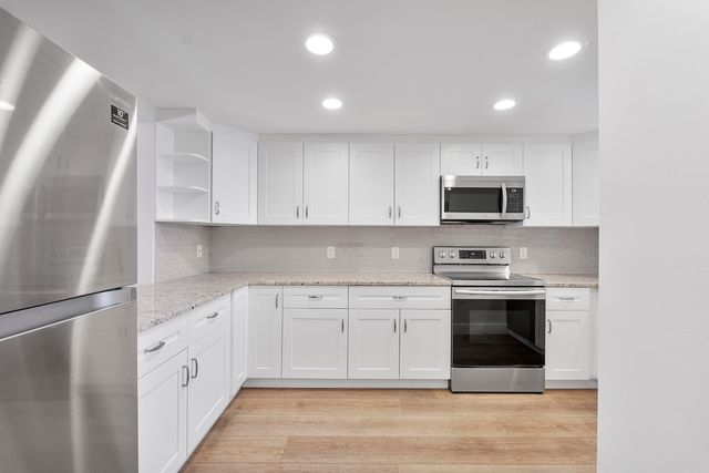 2400 Deer Creek Country Club Boulevard 102-1, Deerfield Beach, FL 33442