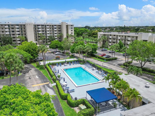 2400 Deer Creek Country Club Boulevard 102-1, Deerfield Beach, FL 33442