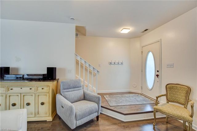 1832 Riddlesworth DR, Virginia Beach, VA 23456