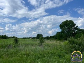 5870 SE 53rd St, Berryton, KS 66666