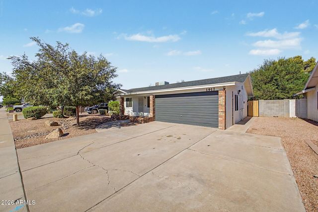 1917 S WINDSOR Street, Mesa, AZ 85204