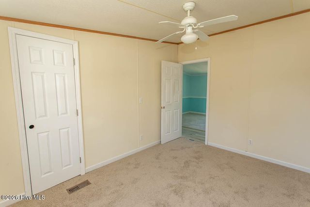 423 Gray Drive SW, Shallotte, NC 28470