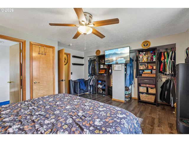 280 E 6TH St, Lafayette, OR 97127
