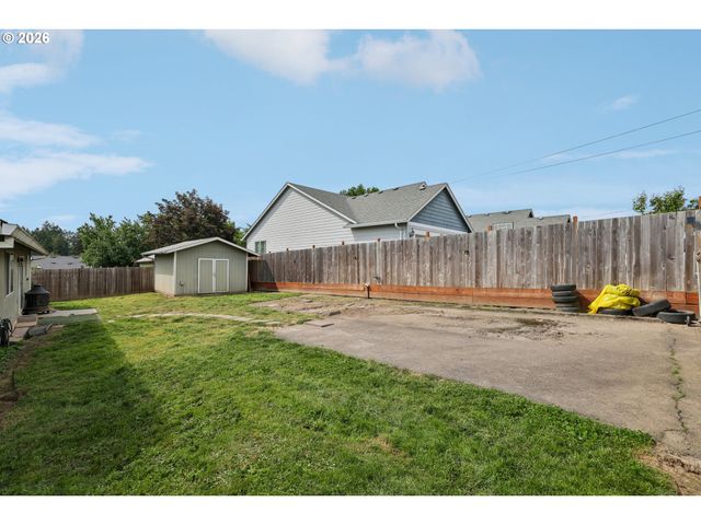 280 E 6TH St, Lafayette, OR 97127
