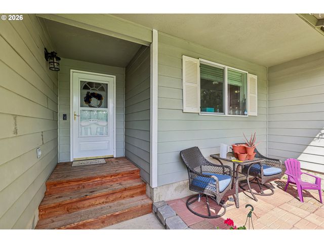 280 E 6TH St, Lafayette, OR 97127