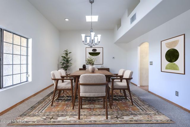 6610 E Circulo Invierno, Tucson, AZ 85750