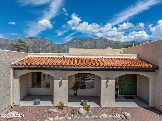 6610 E Circulo Invierno, Tucson, AZ 85750